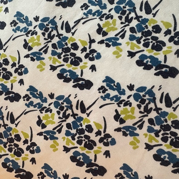 Floral Print Women's Top - White and Blue - Picture 5 of 5